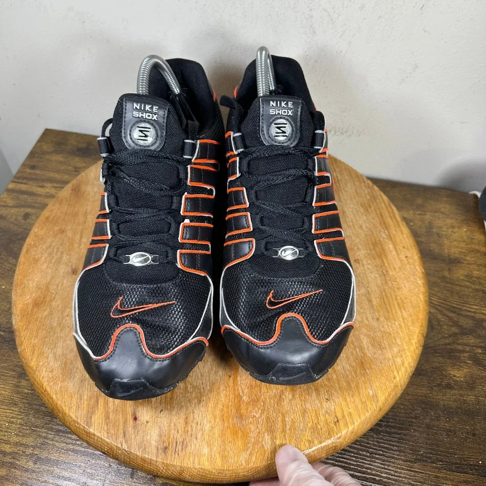 Nike Shox NZ NikeID Mens 9.5 Black Orange Custom Shoes 385443-991 2010